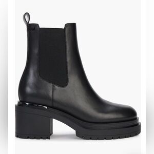 DKNY Patria Chelsea boots